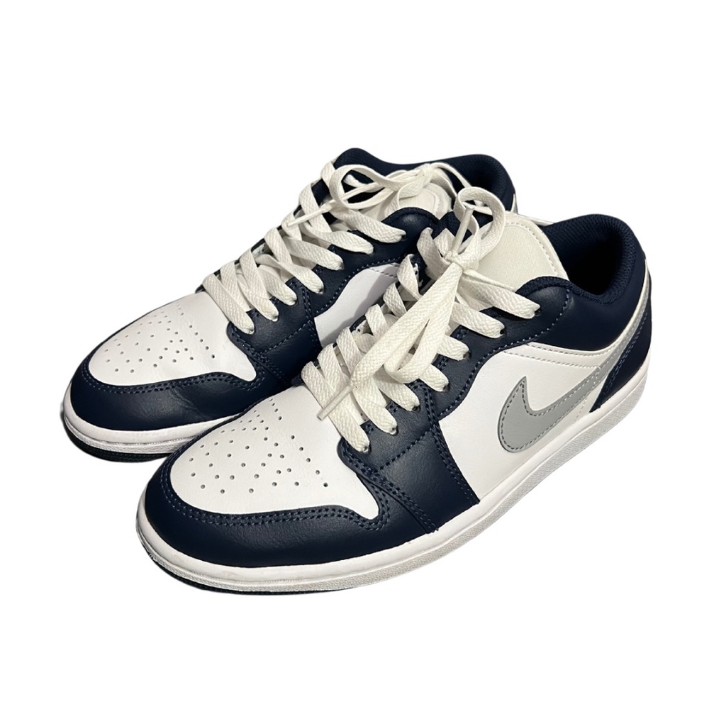 Jordan 1 lows in navy blue, size mens 7, fits a women's 9